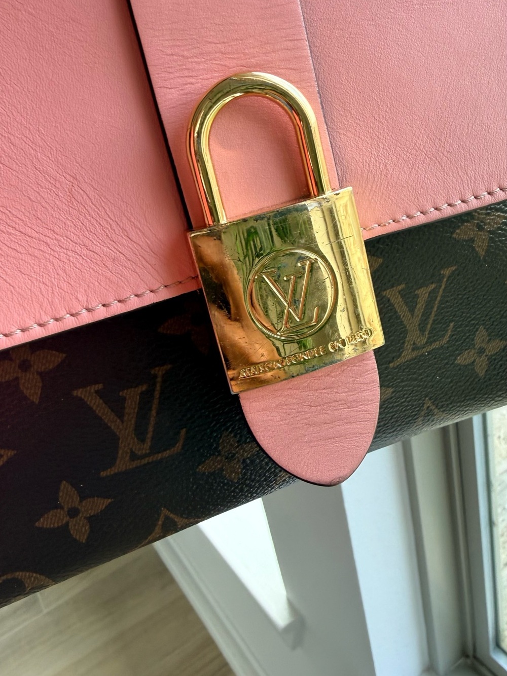 Louis Vuitton Pink Locky BB Handle Satchel - Picture 14 of 14
